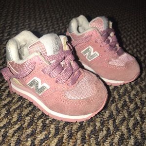 574 Pink New Balance